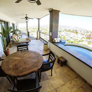 3* Apartahotel La Vista Luxury Villas At Pedregal